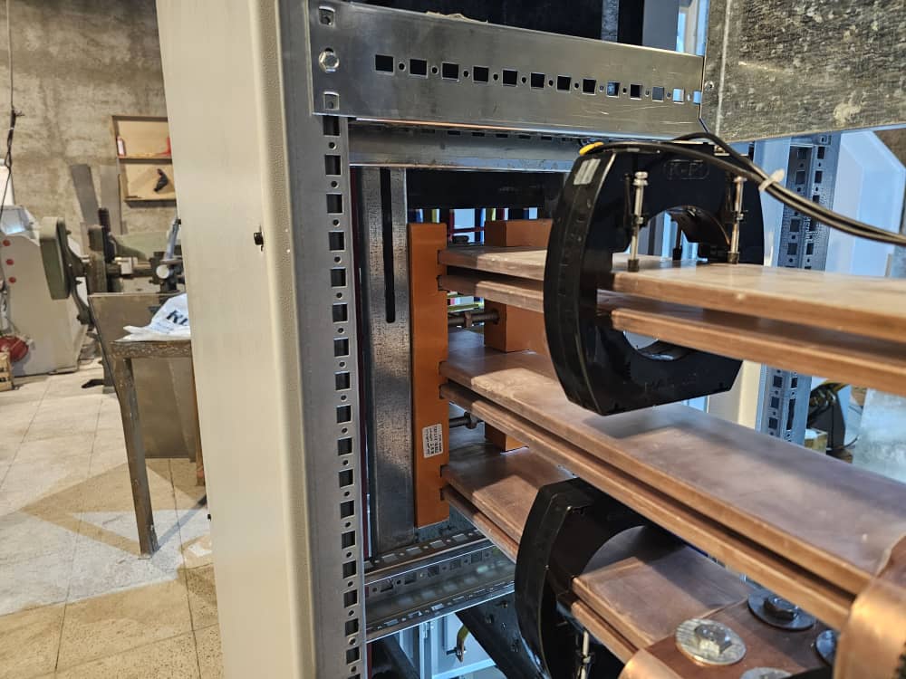 تابلوهای توزیع پست فشار ضعیف زمینی باورودی ۲۰۰۰ آمپر بعد از ترانسفورماتور برای تغذیه ساختمان هواپیمایی ساها - تصویر 5